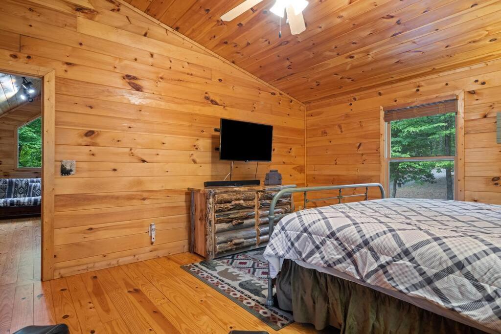 Lakeside Retreat Hot Tub Fishing Hiking Ellijay Exterior foto