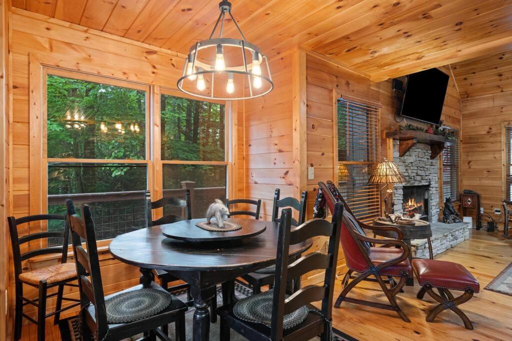 Lakeside Retreat Hot Tub Fishing Hiking Ellijay Exterior foto