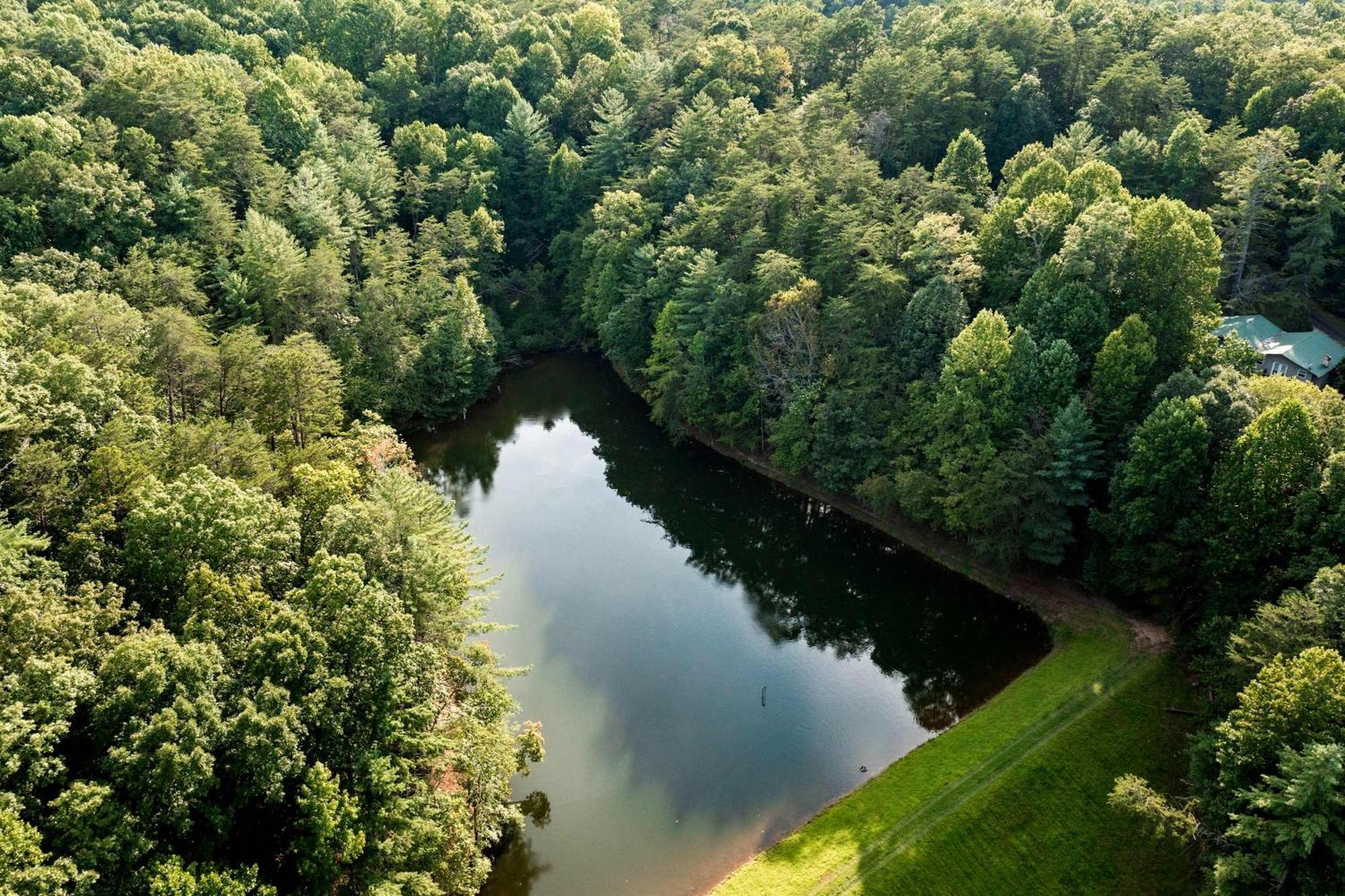 Lakeside Retreat Hot Tub Fishing Hiking Ellijay Exterior foto
