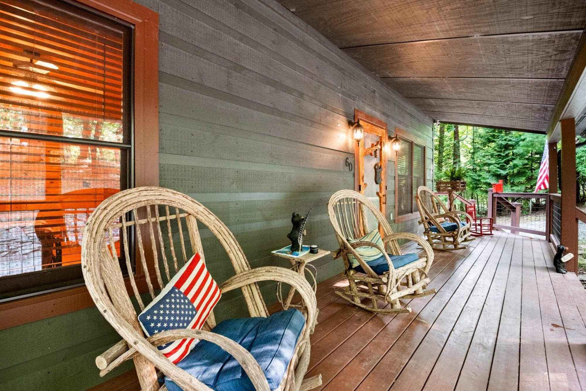 Lakeside Retreat Hot Tub Fishing Hiking Ellijay Exterior foto